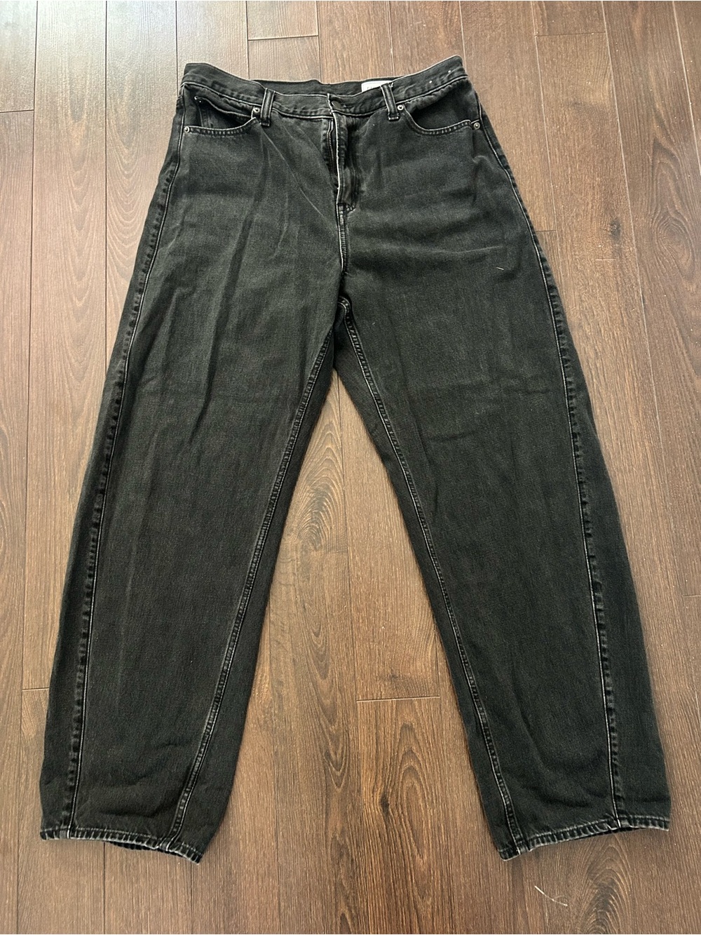 GAP Women’s Barrel High Rise Jeans